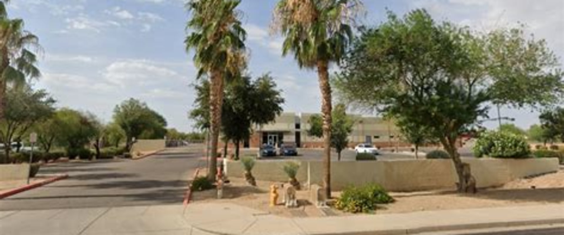 Who qualifies for cash assistance in arizona?