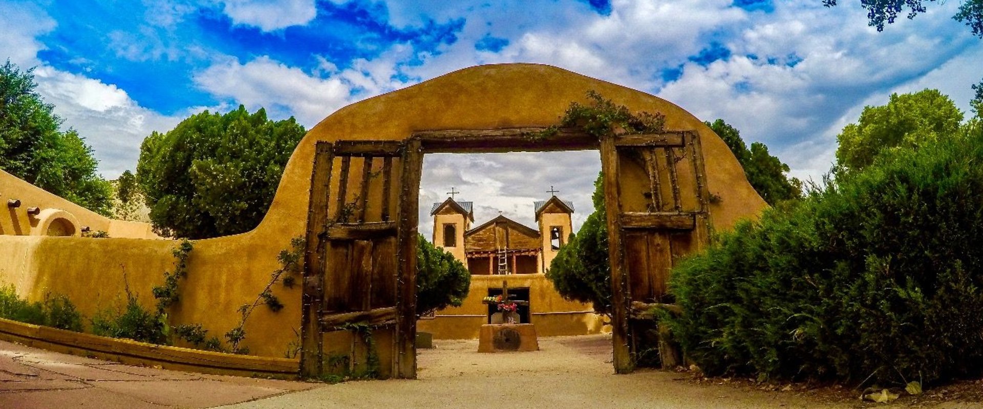 Where can i retire on $2000 a month in the united states?