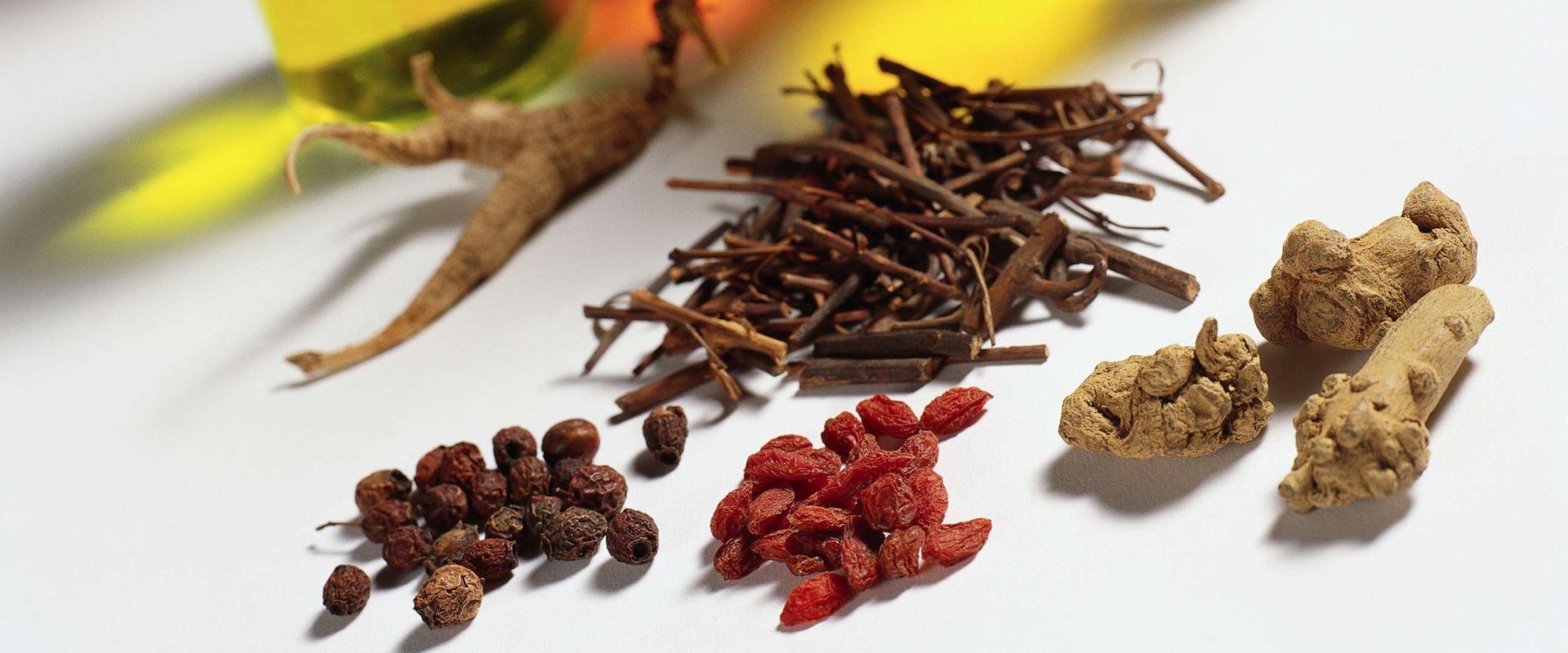 Herbs for Hair Growth: Natural Solutions for Senior Hair Loss